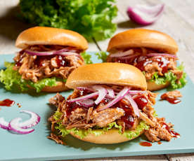 Burgery z szarpaną wieprzowiną (z osłoną noża miksującego)