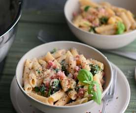 One-Pot-Pasta mit Salsiccia