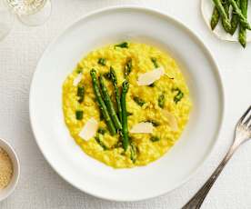 Risotto zafferano e asparagi