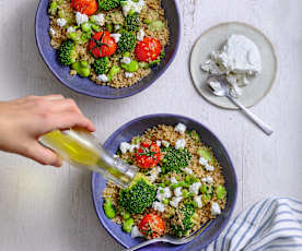 Quinoa aux légumes verts, tomates cerise et chèvre