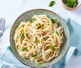 Artichoke Alfredo Sauce with Fettuccine