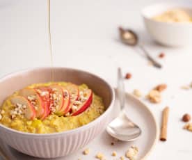 Porridge pomme et flocons d'avoine