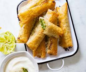 Rouleaux de haricots verts au chèvre frais et à la menthe