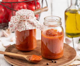 Sos paprykowy (w słoikach na zimę)