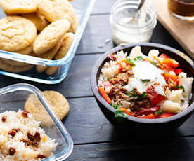 Batch Cooking | Oosterse rijstsalade met gestoomde groenten, dip & koekjes