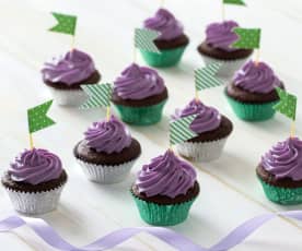 Chocolate zucchini cupcakes with blueberry icing