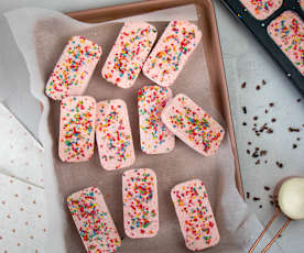 High Protein Strawberry choc-chip icecreams