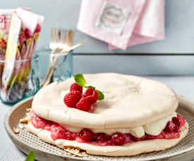 Rhabarber-Himbeer-Pavlova