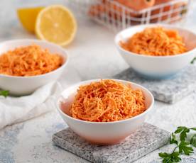 Surówka z tartej marchewki z chrzanem (TM6, TM7)