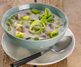 Porree-Hackfleisch-Suppe