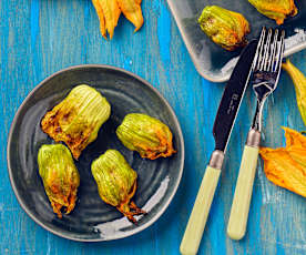 Fiori di zucca ripieni