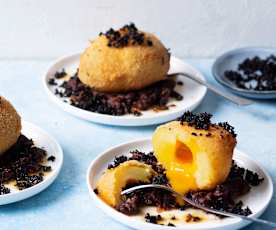 Patatas sorpresa con morcilla