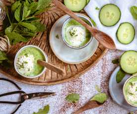 Gaspacho concombre, roquette et mousse wasabi