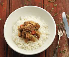 Guisado de vitela, cogumelos e pimentos