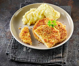 Sellerie-Schnitzel mit Sesam-Panade und Kartoffelpüree