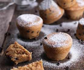 Muffin alla vaniglia e gocce di cioccolato al vapore