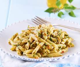 Pasta con pesto de arúgula