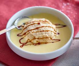 Meringhe al caramello con crema inglese