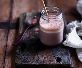 Raw cacao milkshake