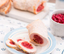 Krůtí roláda plněná pestem z červené řepy