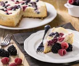 Crostata morbida alla ricotta e frutti di bosco