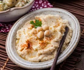 Pasta de grão de bico (homus)