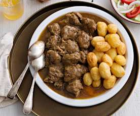 Carne gobernada en cocción lenta