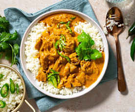 Kokoscurry mit Huhn und Karfiolreis (Low Carb)