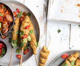 Frango satay com pickles de legumes - TM5
