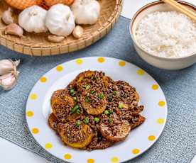 Braised Potatoes With Mince Meat