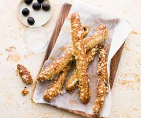 Gruyerè and black olive breads (Olivettes)