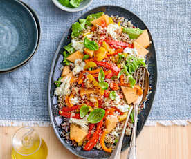 Salade de quinoa aux poivrons, mozzarella et melon