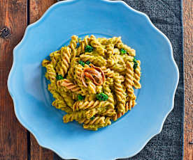 Pasta integrale in crema di broccoli e acciughe (Bimby Friend)