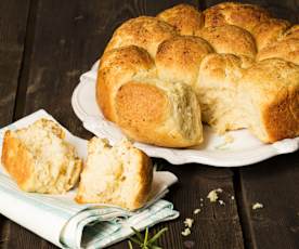 Pikante Erdäpfelbuchteln