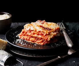 Bolonez Soslu, Taze Ispanaklı Lazanya