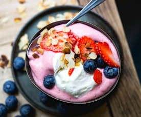 Mousse aux fruits rouges et amandes