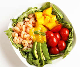 芒果牛油果大虾色拉