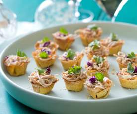 Peanut soba noodle wonton cups