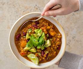 Hearty lentil chilli