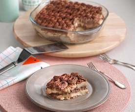 Tarta de galletas, crema pastelera y chocolate