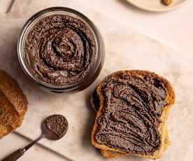 Şekersiz Kakaolu Fındık Ezmesi