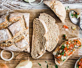 Pain aux oignons blancs