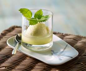 Limettensorbet mit Gin