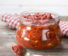 Πέστο λιαστής ντομάτας