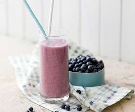 Berry breakfast smoothie