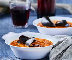 Minestrone di legumi con cozze