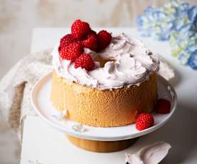 Angel food con frambuesas