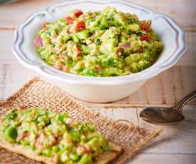 Nopalitos a la mexicana con aguacate