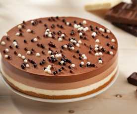 Tarta a los tres chocolates