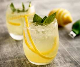 Elderflower Basil Gin Fizz